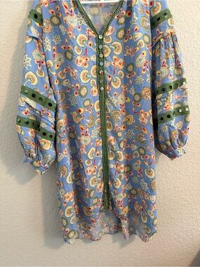 Diane Von Furstenberg Blue Floral V-Neck Dress with Green Trim